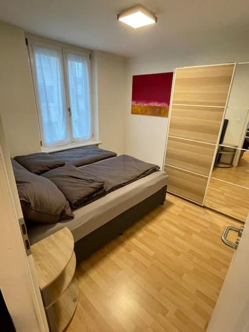 Gemuetliche Wohnung An Bester Lage Im Kreis 4 Zürich Exterior foto